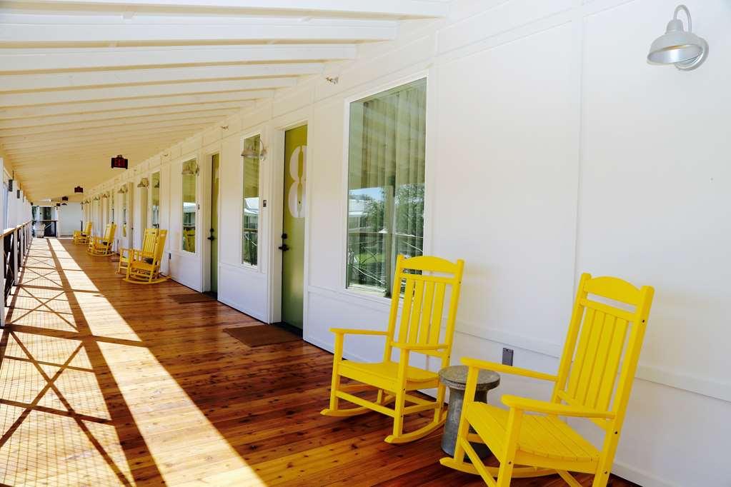 Cavalry Court, By Valencia Hotel Collection College Station Quarto foto